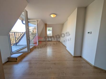 Pronájem bytu, 3+kk, 84 m²