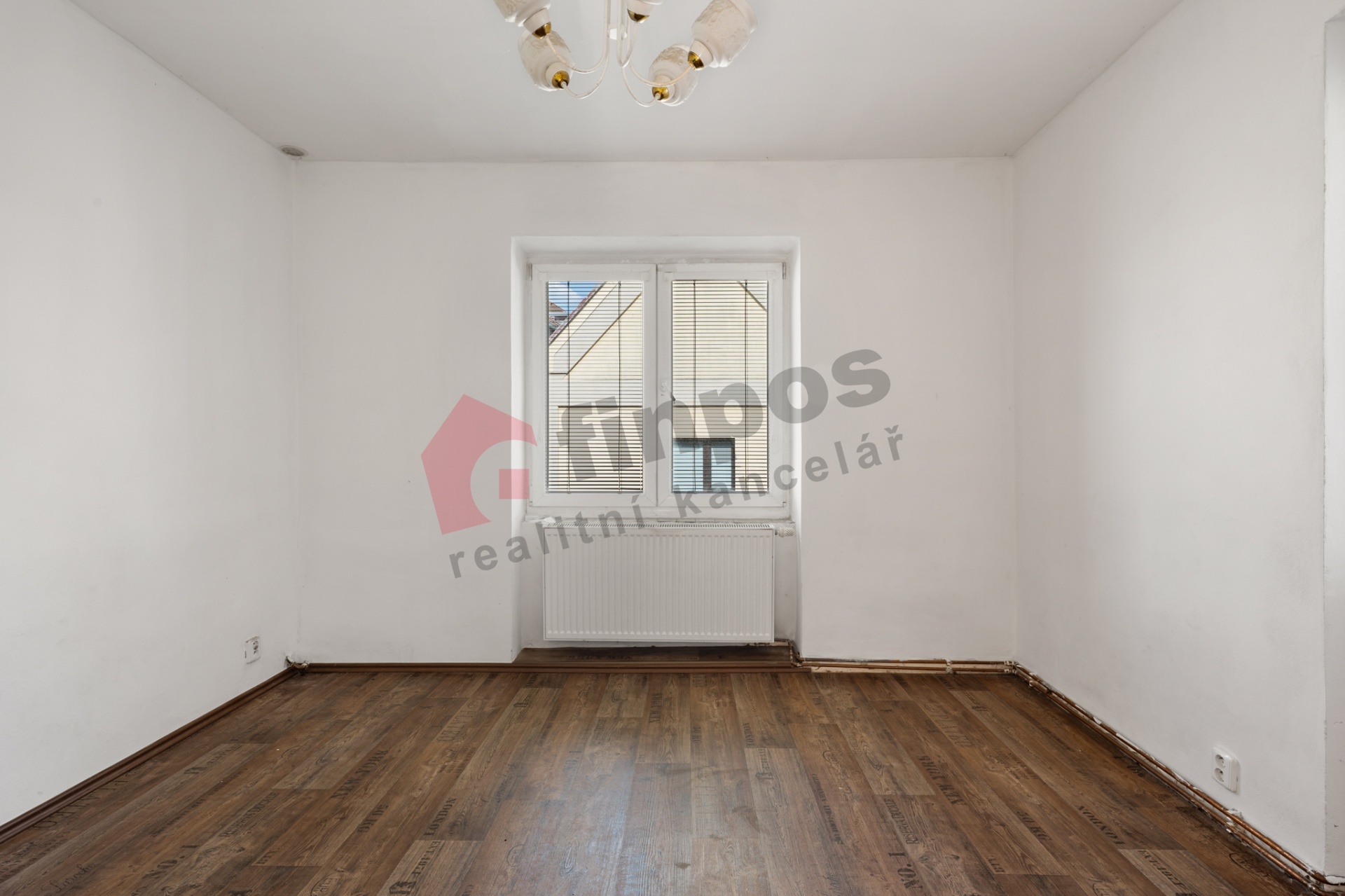 Prodej rodinného domu se zahradou - Praha Uhříněves