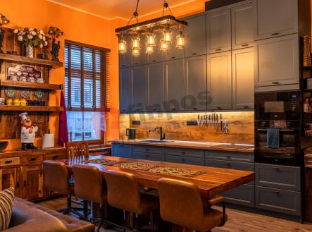 Prodej bytu, 2+kk, 141 m²