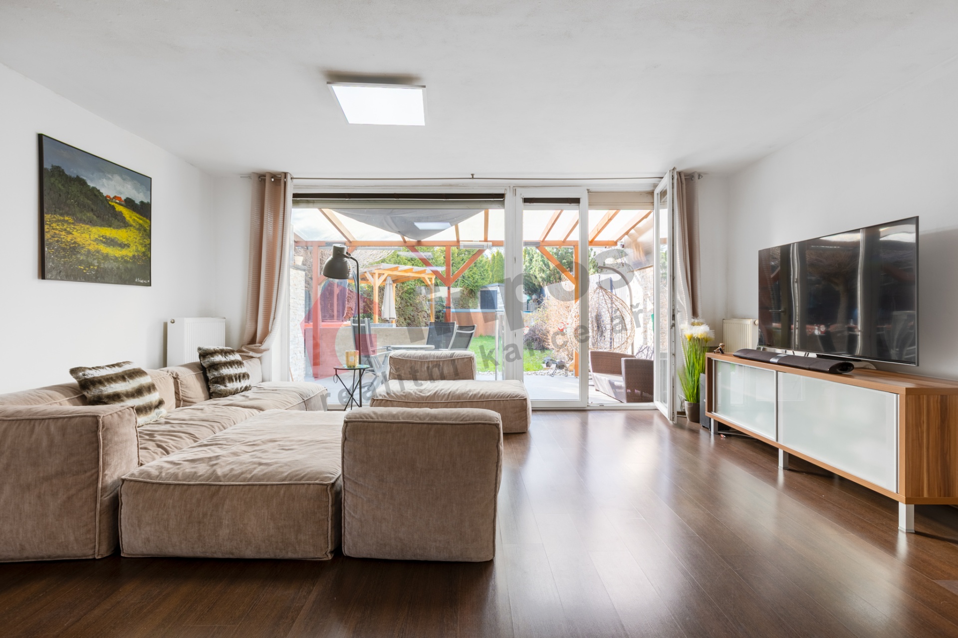 Pronájem rodinného domu 5+1 v Nupakách , okr Praha východ.