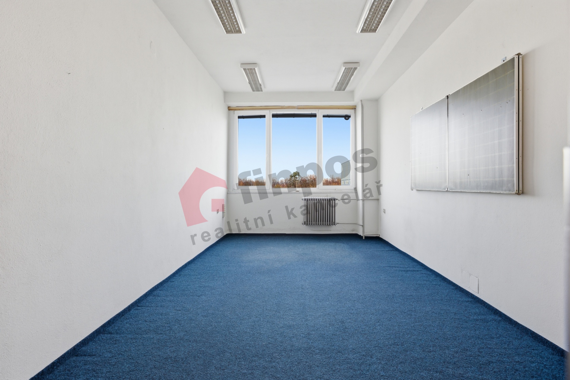 Pronájem komerčních prostor - 19 kanceláří - 556 m2 - Tábor