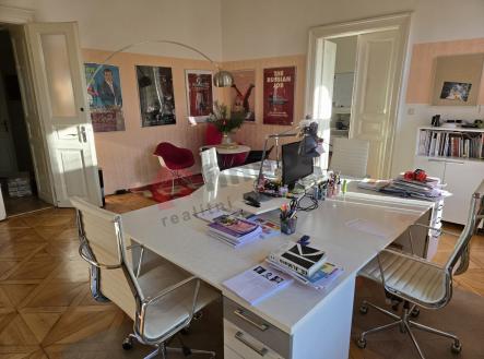 Pronájem komerčního objektu, sklad, 66 m²