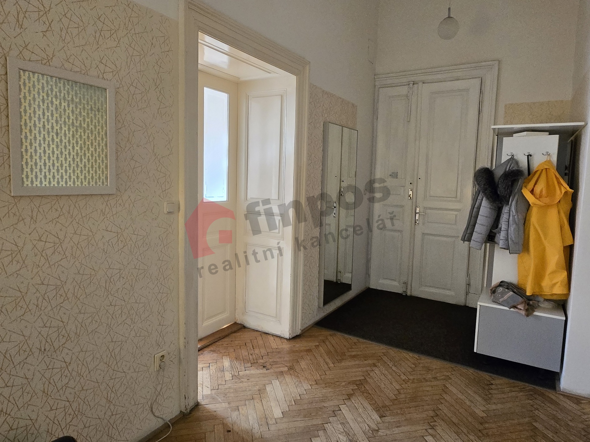 Pronájem kancelářských prostor Bolzanova - 66m2