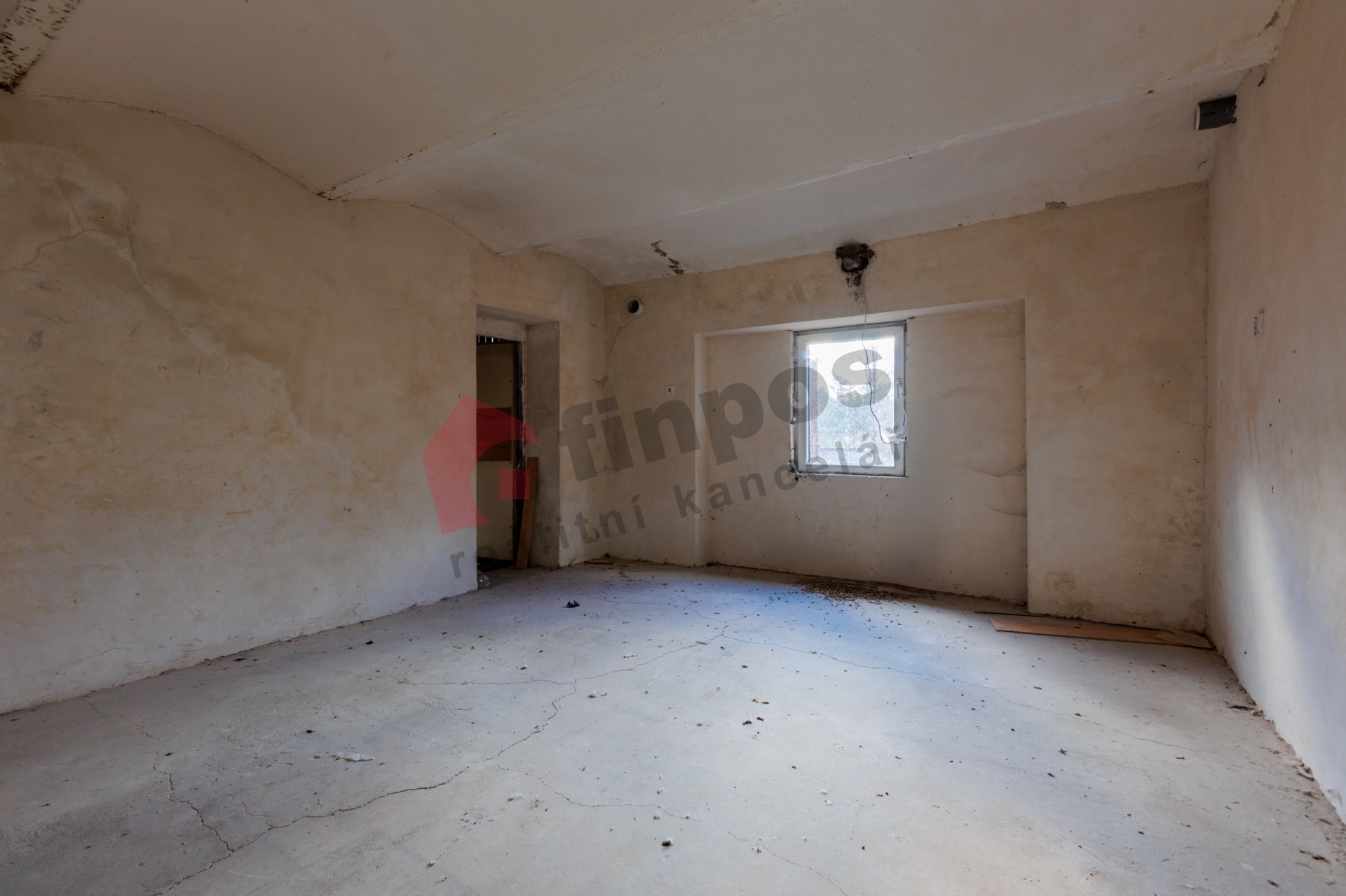 Prodej domu před rekonstrukcí ve Žlebech, okr. Kutná Hora