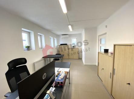 Pronájem komerčního objektu, sklad, 20 m²