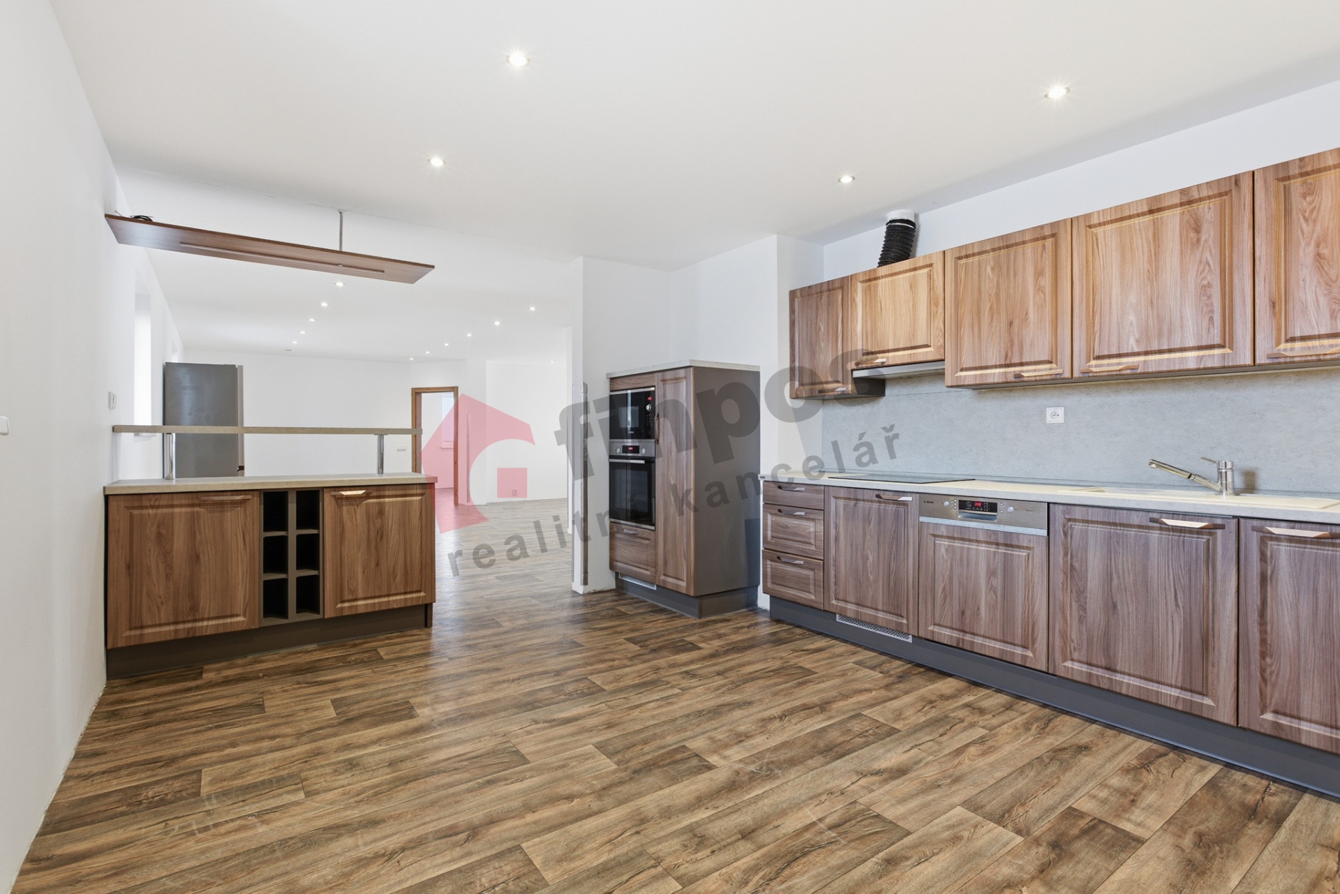 Prodej domu 282m2 v Březně 