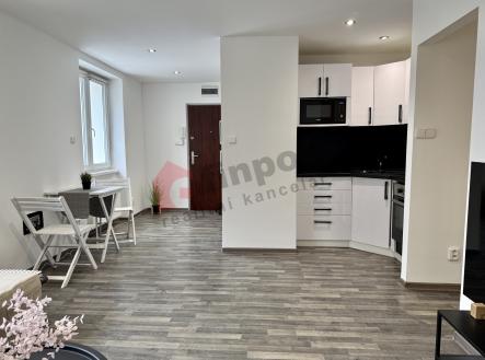 Pronájem bytu, 1+kk, 34 m²
