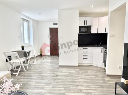 Pronájem bytu, 1+kk, 34 m²