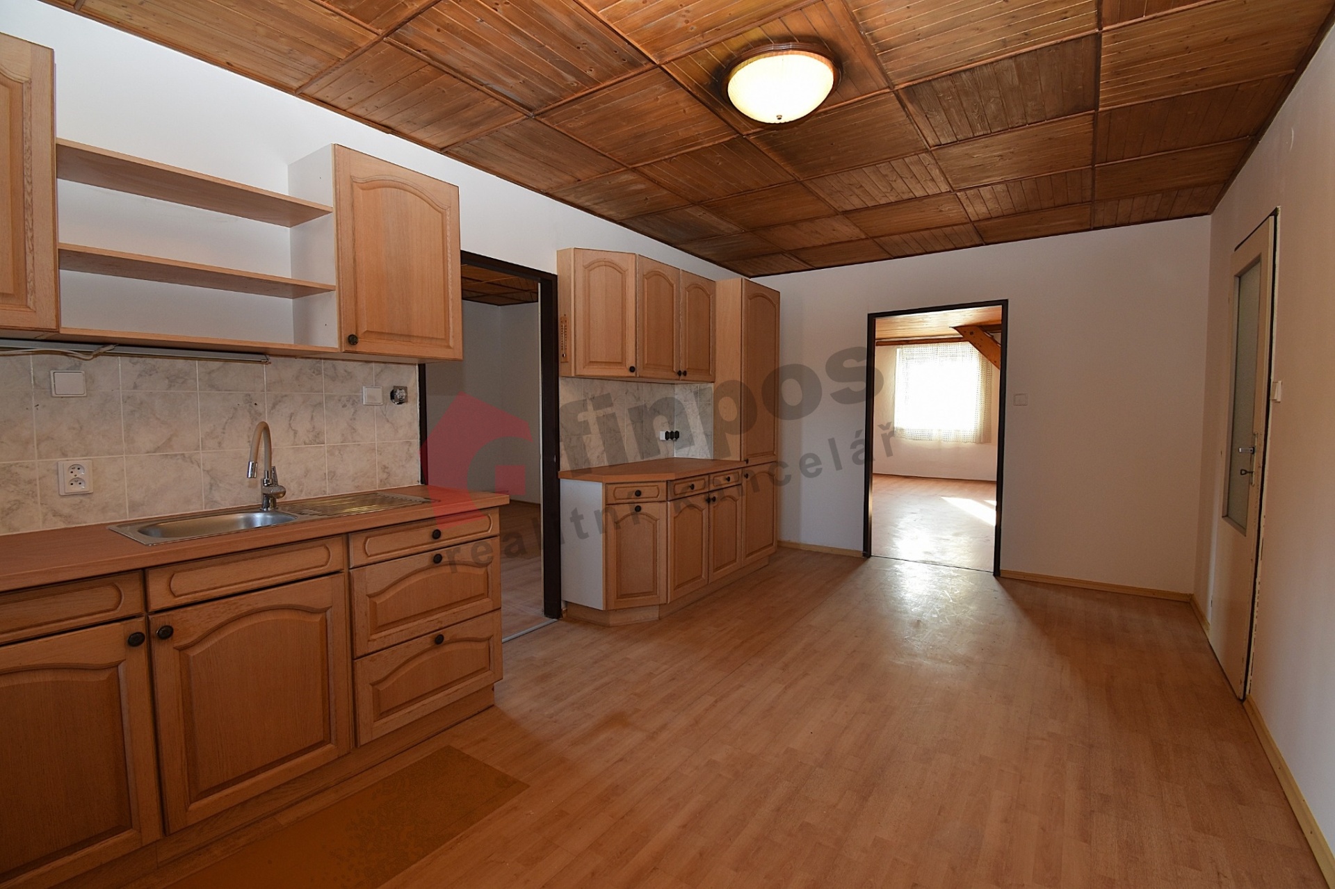 Pronájem bytu 2+1 90 m² Praha-východ - Horní Lomnice