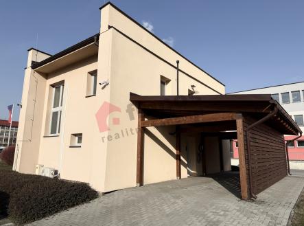 Pronájem komerčního objektu, sklad, 120 m²