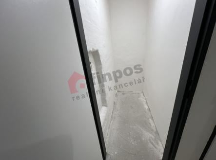 Pronájem komerčního objektu, obchodní centrum, 2 m²