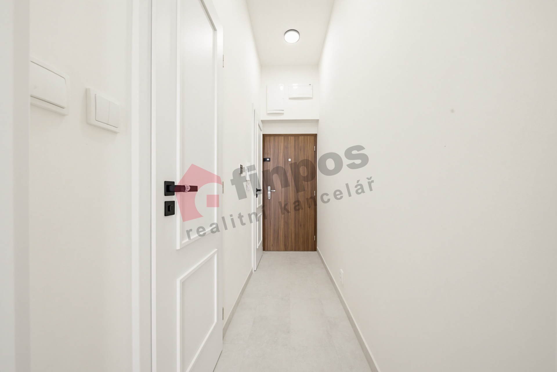 Pronájem bytu 1+kk 26,5 m2 na pražském Žižkově, ul. Seifertova