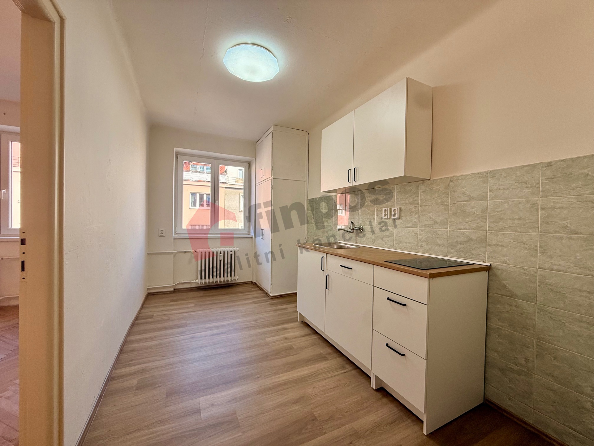 Pronájem bytu 1+1 38 m2 na Žižkově