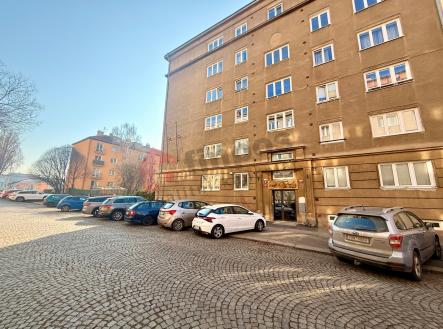 Pronájem bytu, 1+1, 38 m²