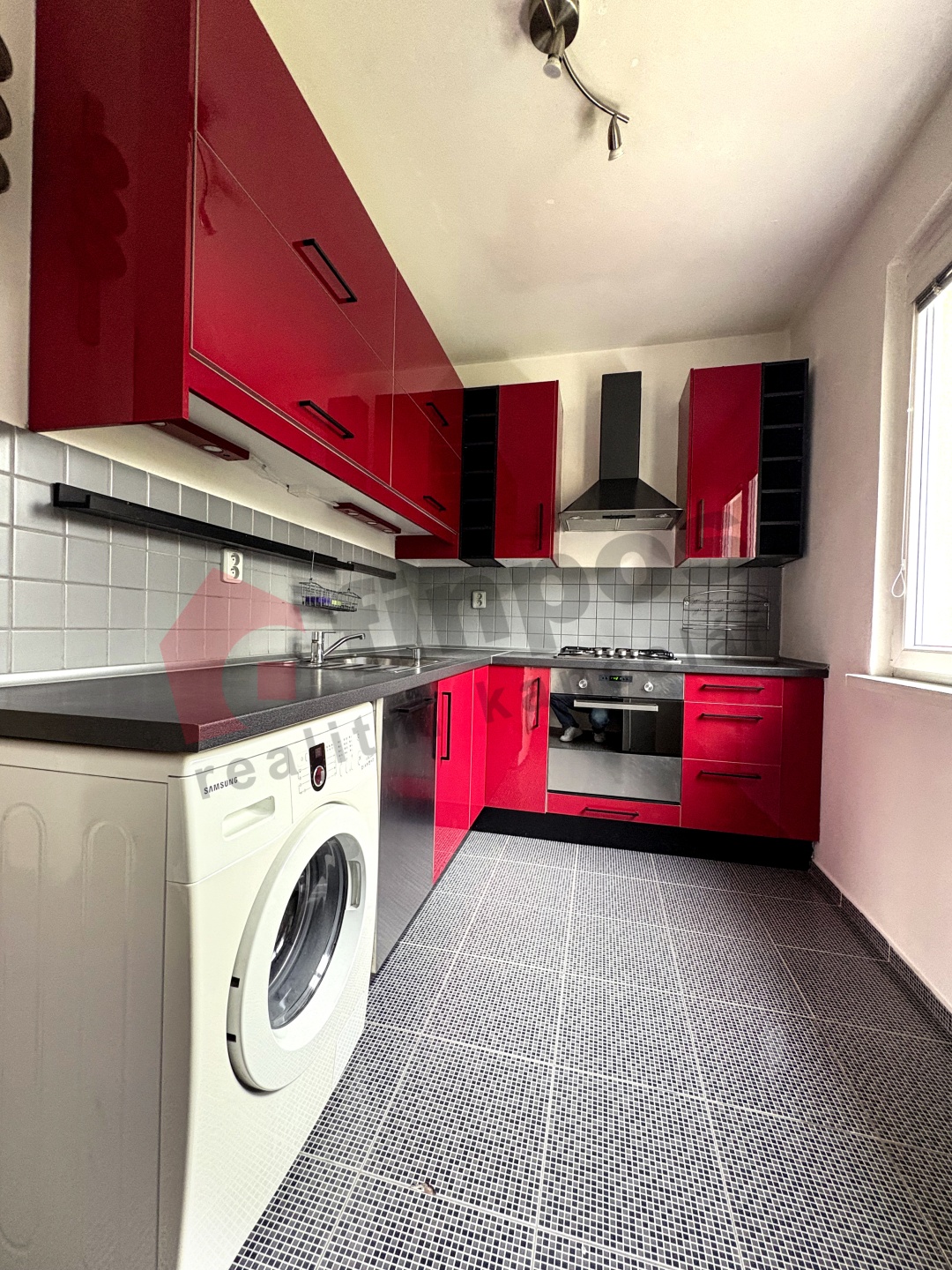 Pronájem bytu 2+1 s balkonem, 54 m², Antala Staška, Praha - Krč