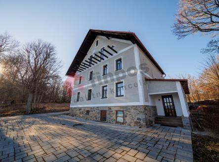 Prodej domu/vily, 197 m²