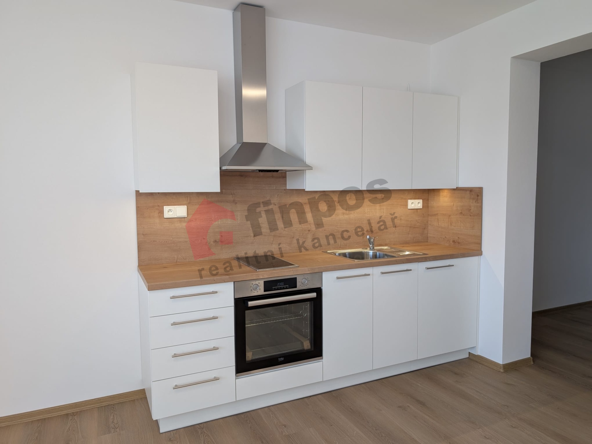 Pronájem bytu 1+kk, 40m2 v ulici Nádražní, Vlašim