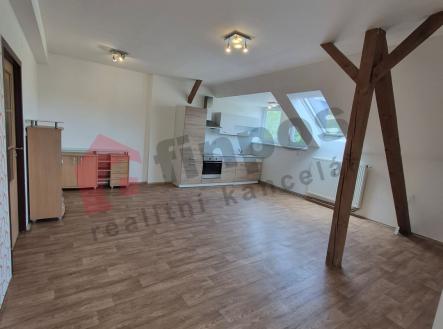 Pronájem bytu, 3+kk, 100 m²