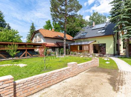 Pronájem domu/vily, 151 m²