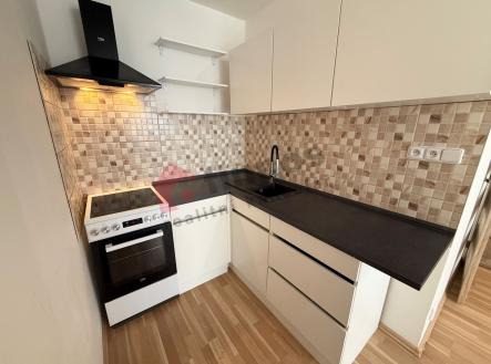 Pronájem bytu, 2+kk, 40 m²