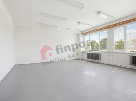 Pronájem komerčního objektu, sklad, 131 m²