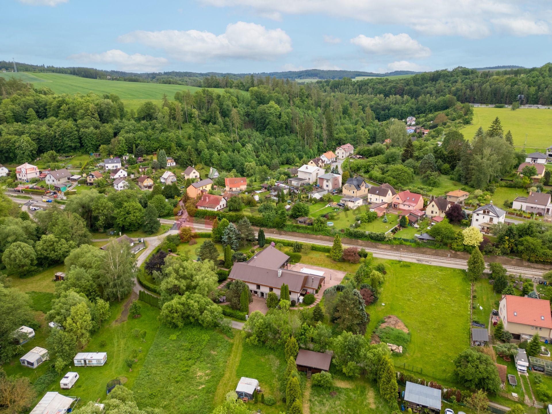 Prodej stavebního pozemku Hvězdonice 1342m2.