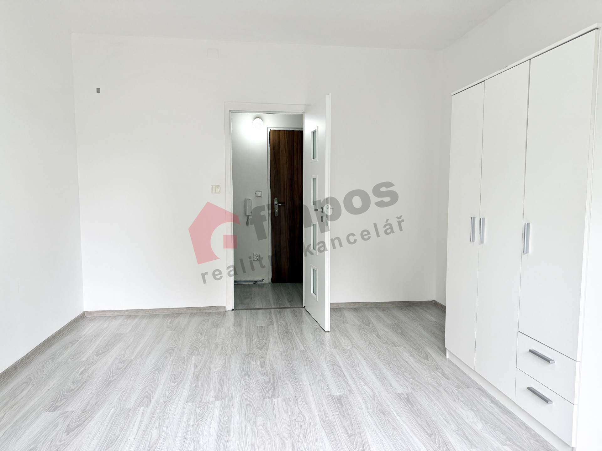 Pronájem Bytu 2+1 64m2, Žatec, U jezu