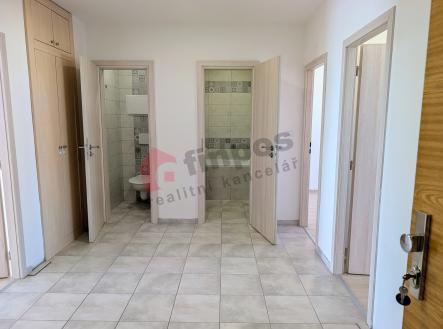 Pronájem bytu, 3+kk, 71 m²