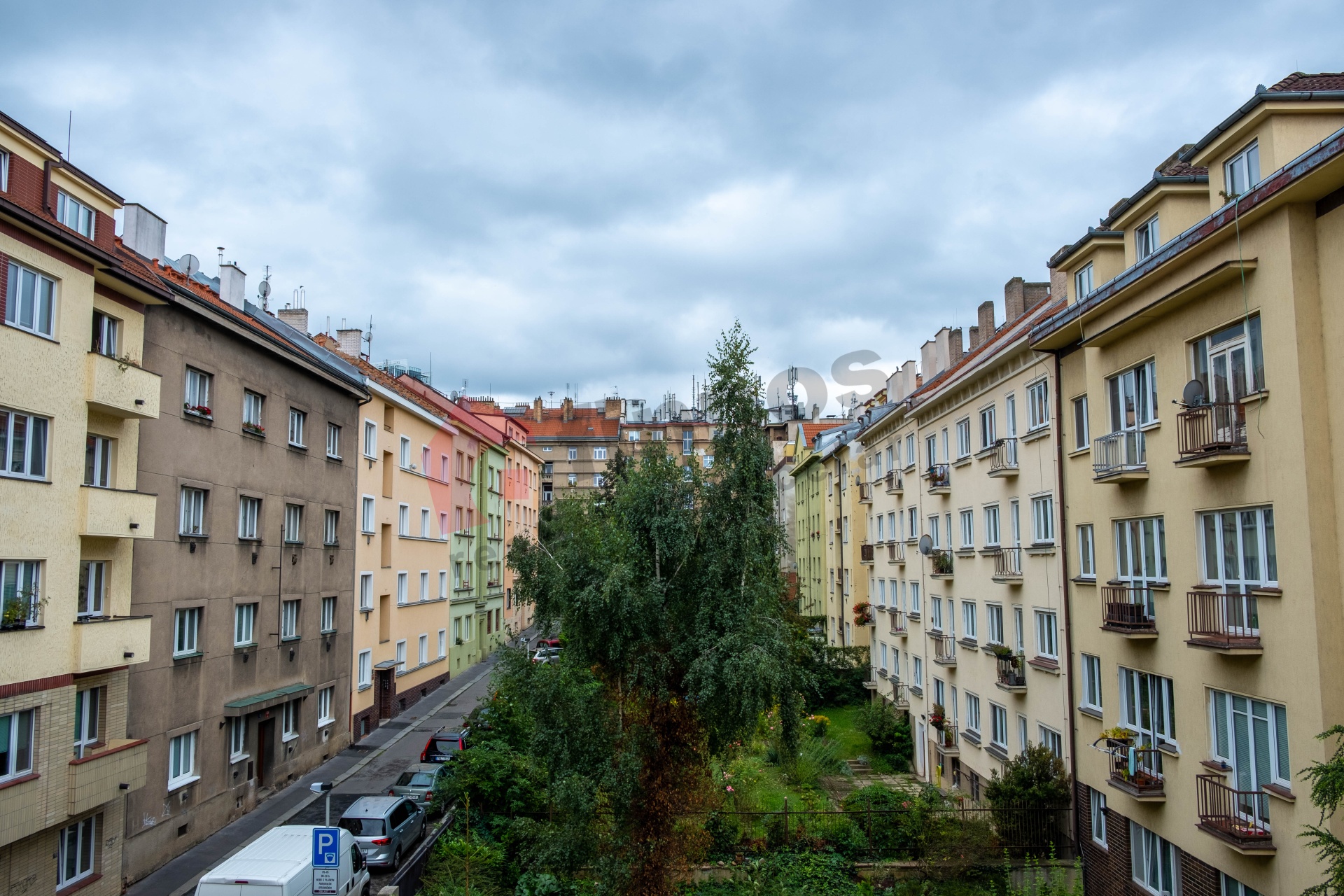 Pronájem bytu 2+kk, 46 m2, Nad Jezerkou - Praha 4