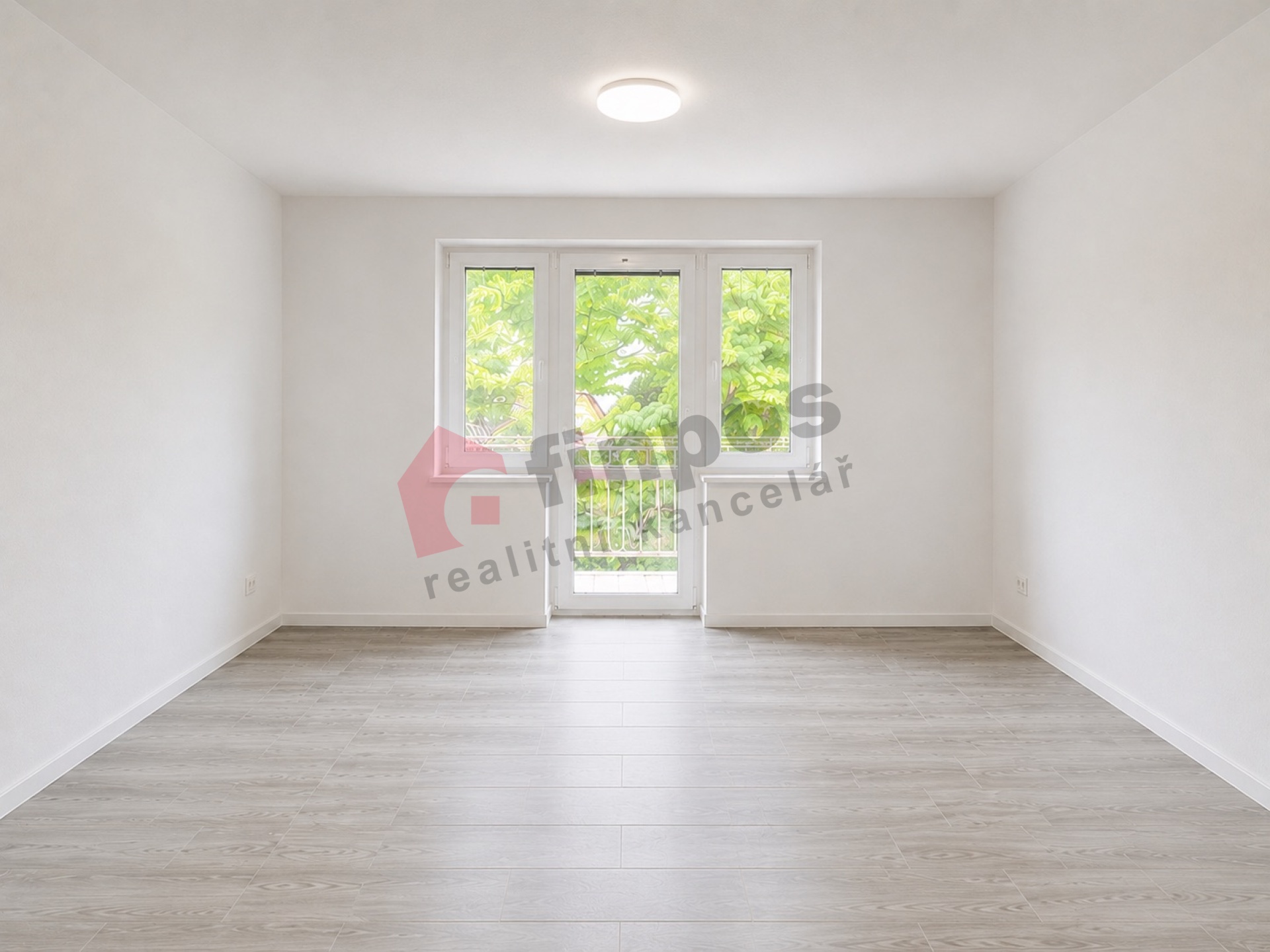 Pronájem bytu 2+1 48m2, Svatováclavská 