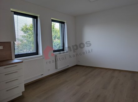 Pronájem bytu, 2+kk, 42 m²