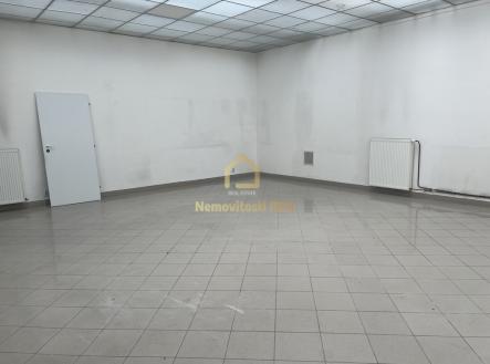 Pronájem kanceláře, 77 m²