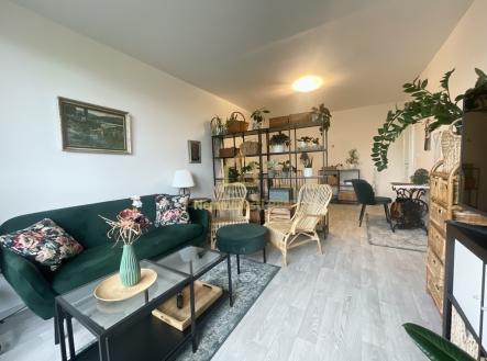 Pronájem bytu, 2+1, 61 m²