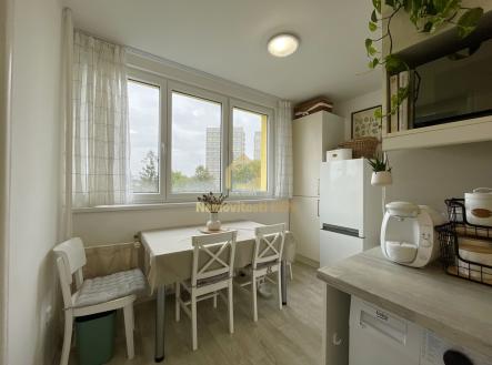 Pronájem bytu, 2+1, 61 m²