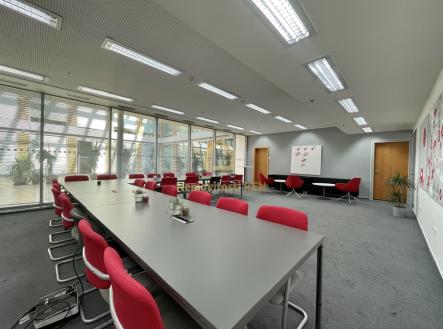 Pronájem kanceláře, 84 m²