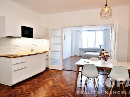 Prodej bytu, 4+kk, 100 m²