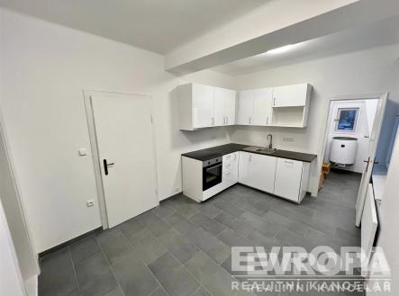 Pronájem bytu, 2+1, 63 m²