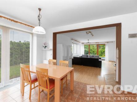 Prodej hotel, 303 m²