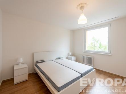 Pronájem bytu, 3+1, 77 m²