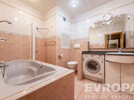 Pronájem bytu, 3+1, 77 m²