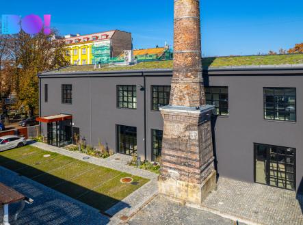 Pronájem kanceláře, 64 m²