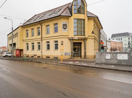 Pronájem - kanceláře, 53 m²