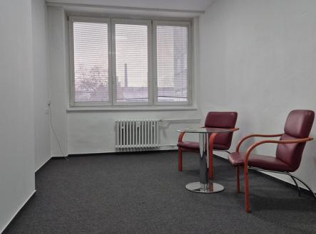 Pronájem kanceláře, 60 m²