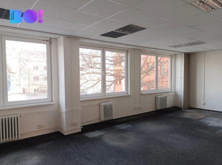 Pronájem kanceláře, 129 m²