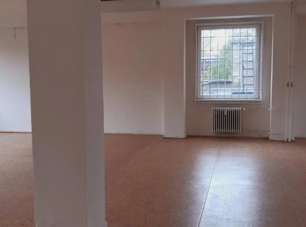 Pronájem kanceláře, 129 m²