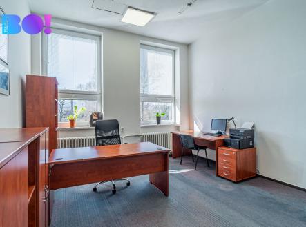 Prodej - obchodní prostor, 452 m²