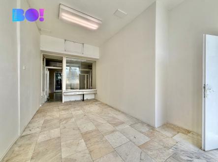 Pronájem - obchodní prostor, 38 m²
