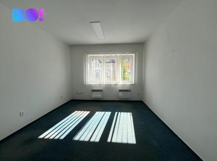 Pronájem kanceláře, 89 m²