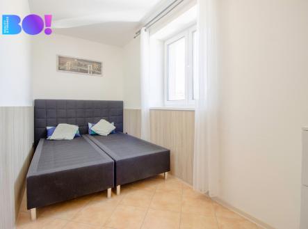 Pronájem bytu, 2+kk, 38 m²