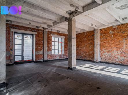 Pronájem obchodní prostor, 83 m²